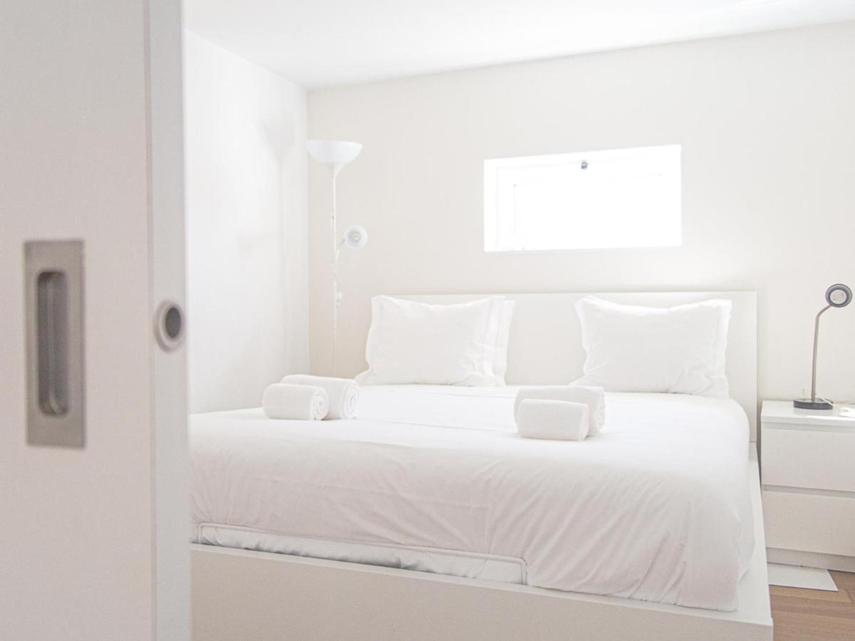 Baixa Chiado 2 Bedroom Duplex Apt With Ac Elevator Lisboa Екстериор снимка